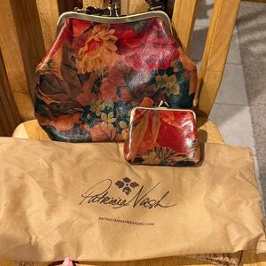 Patricia Nash Red Floral Leather Kiss-Lock Clutch with Coin Purse and Dust Bag